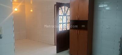 Apartamento de 2 alcobas en venta en El Refugio Chico, Bogotá, 178 m² · foto 6 de 14