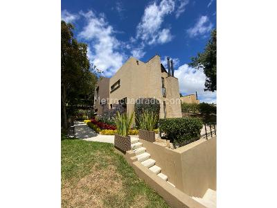Casa de 3 alcobas en venta en Arboretto, La Calera, 305 m² · foto 2 de 16