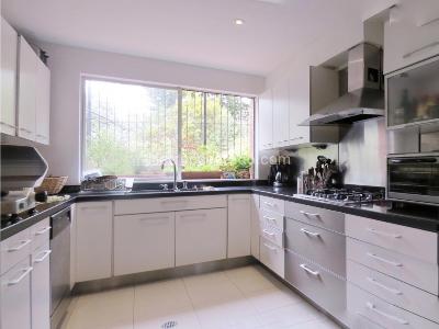 Apartamento en venta en Santa Ana Oriental, Bogotá · foto 10 de 20