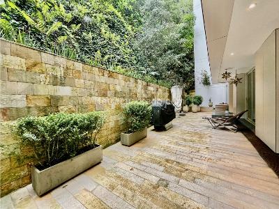 Apartamento de 3 alcobas en venta en Los Rosales, Bogotá, 290 m² · foto 12 de 20