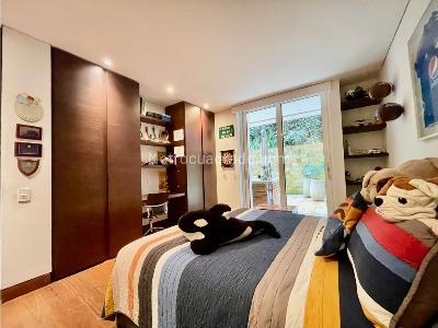 Apartamento de 3 alcobas en venta en Los Rosales, Bogotá, 290 m² · foto 17 de 20