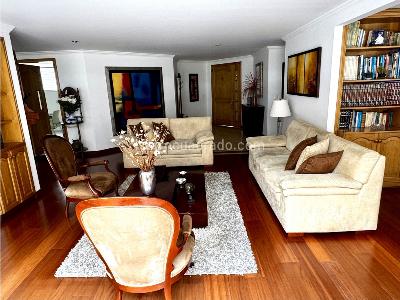 Apartamento en venta en Santa Barbara, Bogotá · foto 3 de 11