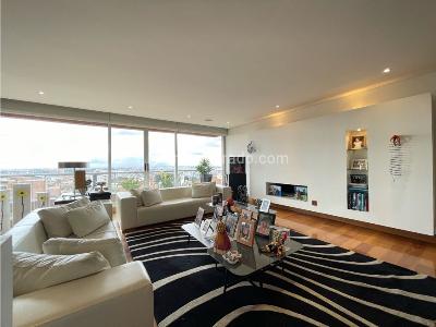 Apartamento de 4 alcobas en venta en Los Rosales, Bogotá, 421 m² · foto 8 de 20