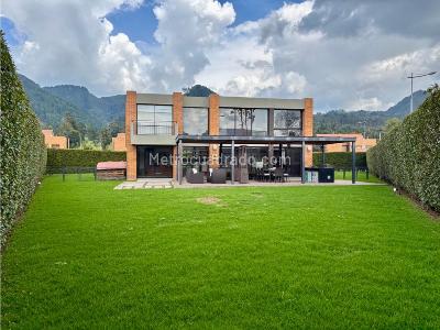Casa de 3 alcobas en venta en Conjunto Refugio Del Valle (Amarilo), La Calera, 264 m² · foto 17 de 20