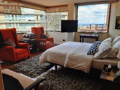 Apartamento de 3 alcobas en venta en Los Rosales, Bogotá, 218 m² · foto 13 de 16