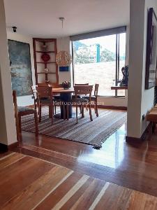 Apartamento de 3 alcobas en venta en Los Rosales, Bogotá, 218 m² · foto 3 de 16