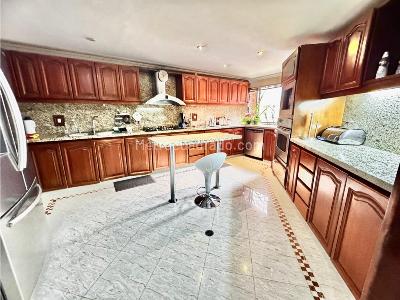 Apartamento en venta en La Carolina, Bogotá · foto 14 de 19