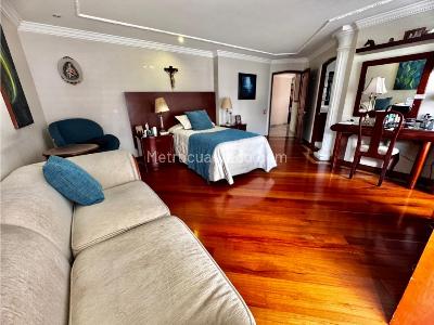 Apartamento en venta en La Carolina, Bogotá · foto 15 de 19