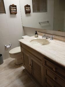 Apartamento de 3 alcobas en venta en Los Rosales Emaus, Bogotá, 236 m² · foto 5 de 10