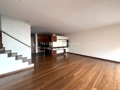 Apartamento de 2 alcobas en venta en Nogal Rosales, Bogotá, 110 m² · foto 2 de 10