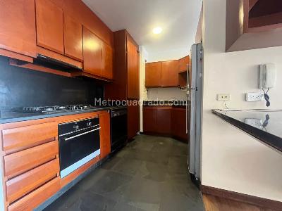 Apartamento de 2 alcobas en venta en Nogal Rosales, Bogotá, 110 m² · foto 4 de 10