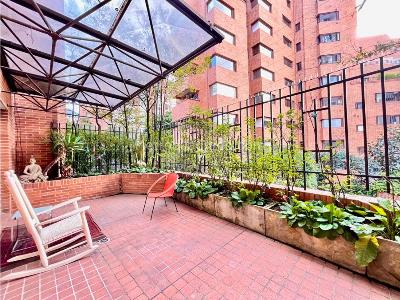 Apartamento de 3 alcobas en venta en Los Rosales, Bogotá, 173 m² · foto 16 de 19