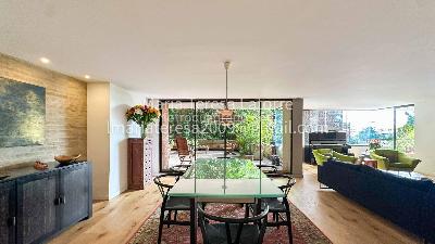 Apartamento de 3 alcobas en venta en Los Rosales, Bogotá, 330 m² · foto 3 de 20