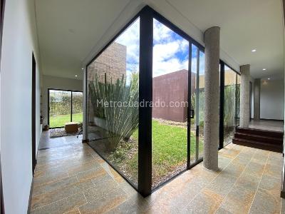 Casa de 4 alcobas en venta en Conjunto Casa De Campo, La Calera, 276 m² · foto 11 de 20