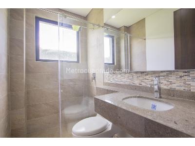 Casa de 4 alcobas en venta en Conjunto Casa De Campo, La Calera, 276 m² · foto 17 de 20