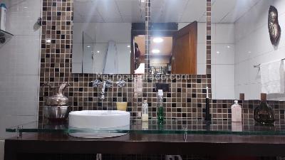 Apartamento de 4 alcobas en venta en Santa Barbara Central, Bogotá, 192 m² · foto 13 de 13