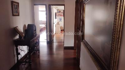 Apartamento de 4 alcobas en venta en Santa Barbara Central, Bogotá, 192 m² · foto 6 de 13