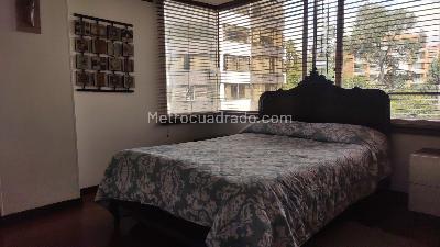 Apartamento de 4 alcobas en venta en Santa Barbara Central, Bogotá, 192 m² · foto 8 de 13