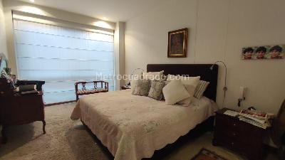 Apartamento de 3 alcobas en venta en Los Rosales Chico, Bogotá, 287 m² · foto 4 de 13