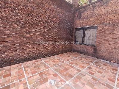 Apartamento de 3 alcobas en venta en Chico Iii, Bogotá, 156 m² · foto 3 de 15