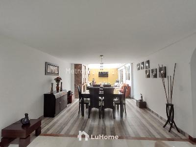 Apartamento de 3 alcobas en venta en Chico Iii, Bogotá, 156 m² · foto 5 de 15