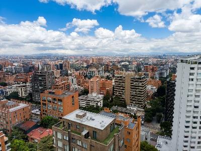 Apartamento de 3 alcobas en venta en Rosales Carr, Bogotá, 300 m² · foto 10 de 11
