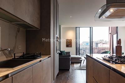 Apartamento de 2 alcobas en venta en Rosales Alto, Bogotá, 149 m² · foto 12 de 15