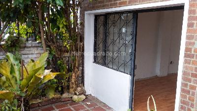 Casa de 5 alcobas en venta en Quinta Camacho, Bogotá, 448 m² · foto 17 de 19