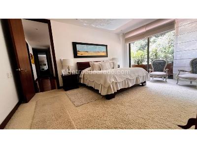 Apartamento de 3 alcobas en venta en Cerros De Los Alpes, Bogotá, 326 m² · foto 11 de 20
