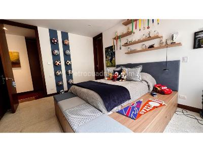 Apartamento de 3 alcobas en venta en Cerros De Los Alpes, Bogotá, 326 m² · foto 14 de 20