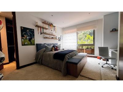 Apartamento de 3 alcobas en venta en Cerros De Los Alpes, Bogotá, 326 m² · foto 15 de 20