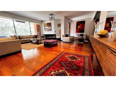 Apartamento de 3 alcobas en venta en Cerros De Los Alpes, Bogotá, 326 m² · foto 4 de 20
