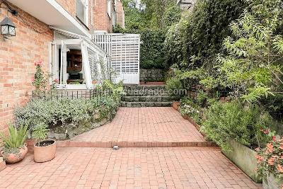 Apartamento de 5 alcobas en venta en Rosales Bella Vista, Bogotá, 340 m² · foto 3 de 19