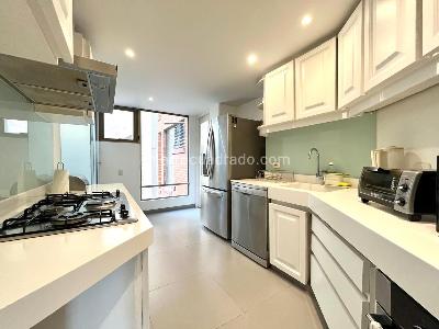 Apartamento de 3 alcobas en venta en Los Rosales Emaus, Bogotá, 138 m² · foto 12 de 20