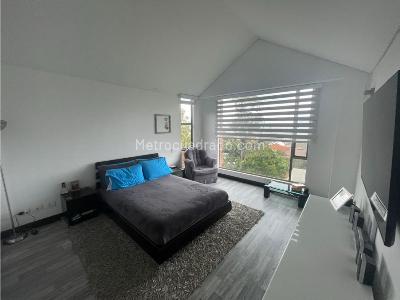Casa de 3 alcobas en venta en Conjunto Residencial Macadamia, La Calera, 153 m² · foto 15 de 17