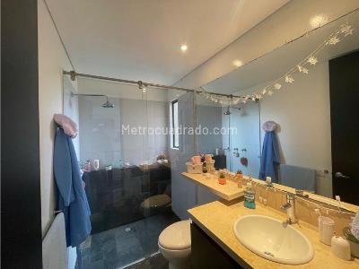 Casa de 3 alcobas en venta en Conjunto Residencial Macadamia, La Calera, 153 m² · foto 16 de 17