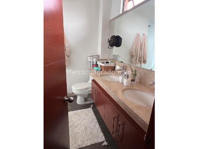 Casa de 3 alcobas en venta en Conjunto Residencial Macadamia, La Calera, 195 m² · foto 14 de 18