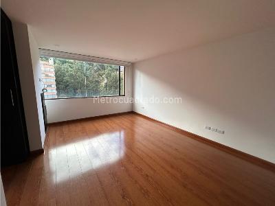 Apartamento de 3 alcobas en venta en Usaquen, Bogotá, 220 m² · foto 16 de 20