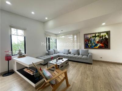 Casa de 3 alcobas en arriendo en Bosques Del Encenillo, La Calera, 300 m² · foto 2 de 20