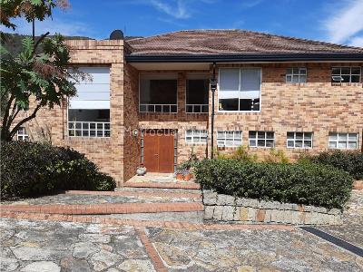 Casa de 3 alcobas en venta en Teusaca, La Calera, 234 m² · foto 2 de 18