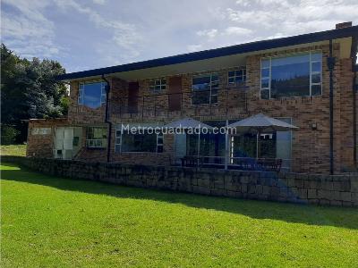 Casa de 3 alcobas en venta en Teusaca, La Calera, 234 m² · foto 3 de 18