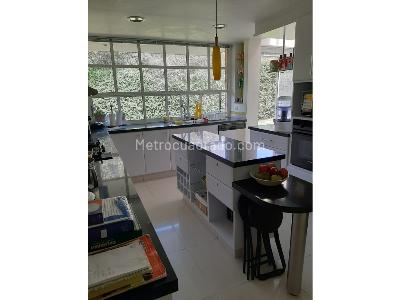 Casa de 3 alcobas en venta en Teusaca, La Calera, 234 m² · foto 11 de 18