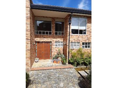 Casa de 3 alcobas en venta en Teusaca, La Calera, 234 m² · foto 16 de 18