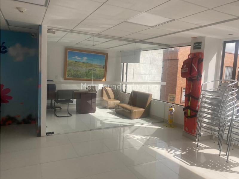 Edificio de Oficinas en Venta, Santa Barbara Occidental, Bogotá D.C. - Vista 3