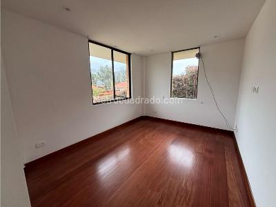 Casa de 3 alcobas en venta en Conjunto Residencial Macadamia, La Calera, 195 m² · foto 8 de 20
