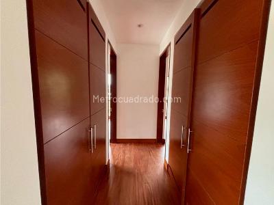 Casa de 3 alcobas en venta en Conjunto Residencial Macadamia, La Calera, 195 m² · foto 13 de 20
