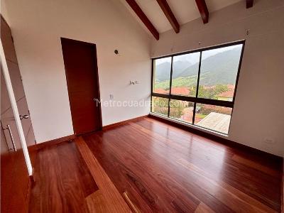 Casa de 3 alcobas en venta en Conjunto Residencial Macadamia, La Calera, 195 m² · foto 14 de 20
