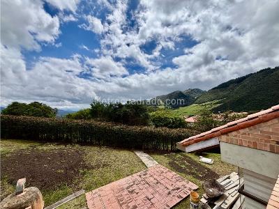 Casa de 3 alcobas en venta en Conjunto Residencial Macadamia, La Calera, 195 m² · foto 18 de 20