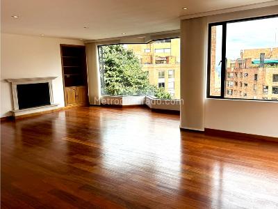Apartamento en venta en Los Rosales, Bogotá · foto 7 de 19