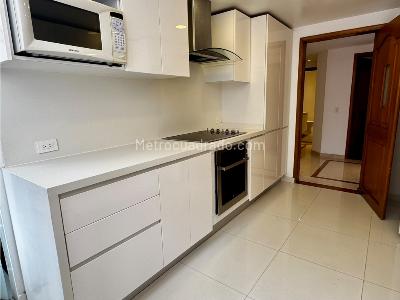 Apartamento en venta en Los Rosales, Bogotá · foto 9 de 19